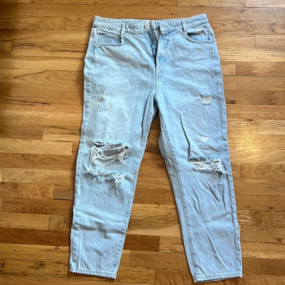 Zara Denim - Zara High Rise Light Wash Distressed Denim